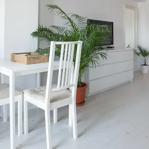  Apartamento Airport - 5 Mins From Airport Rumanía